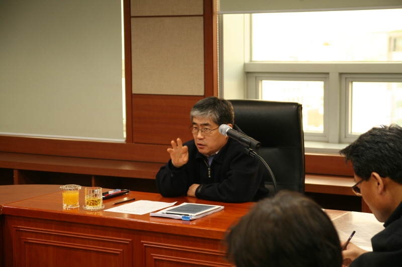 우체국쇼핑 활성화 방안 회의 개최가 진행되고 있는 모습이다.