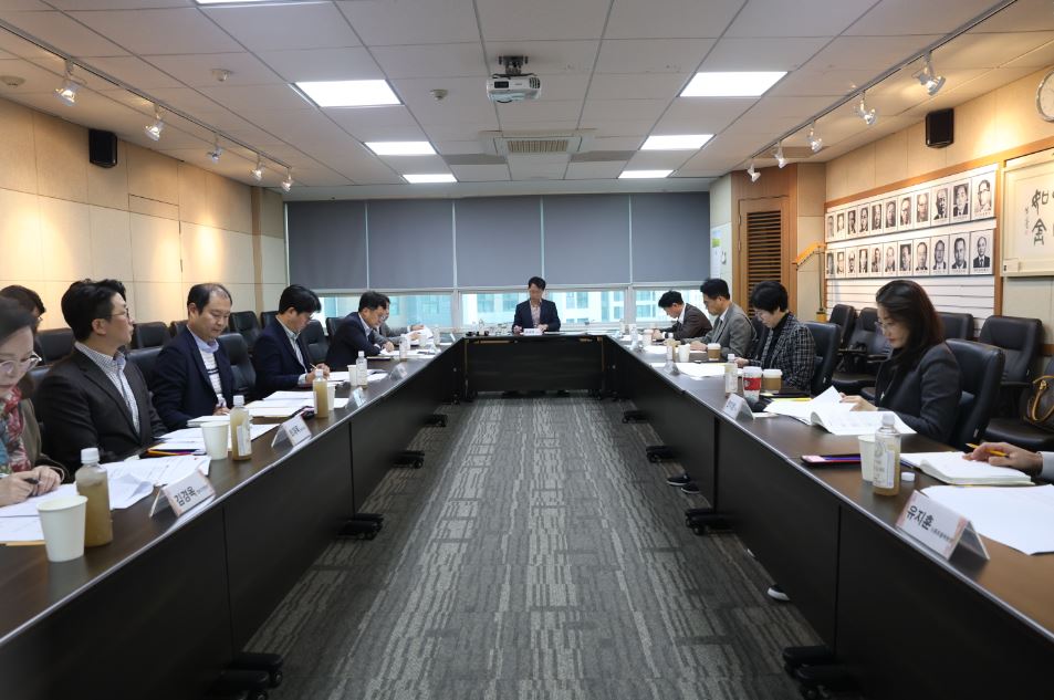 제447차 이사회.gif